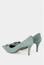 Tacones-de-cuero