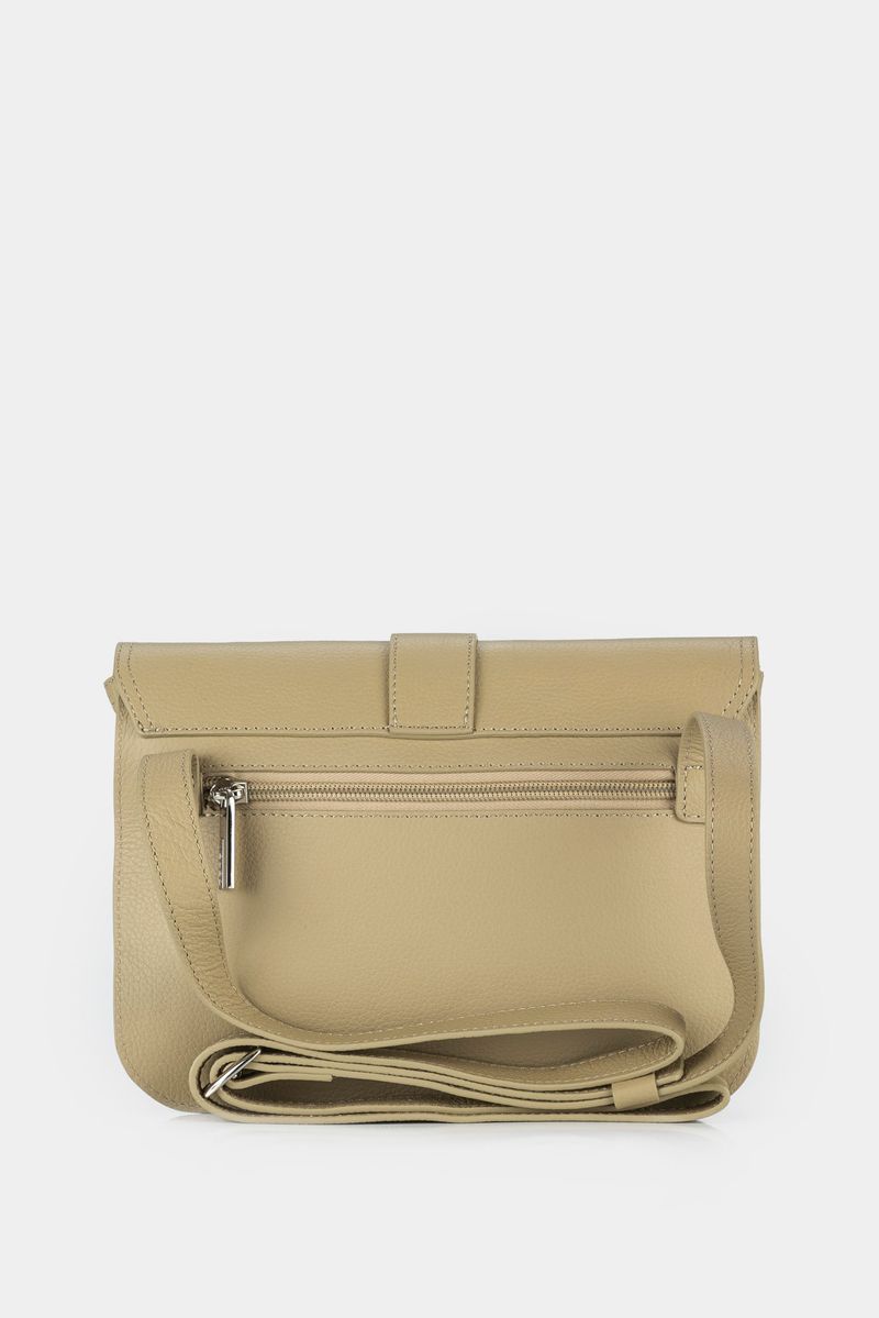 Bolso-manos-libres-de-cuero